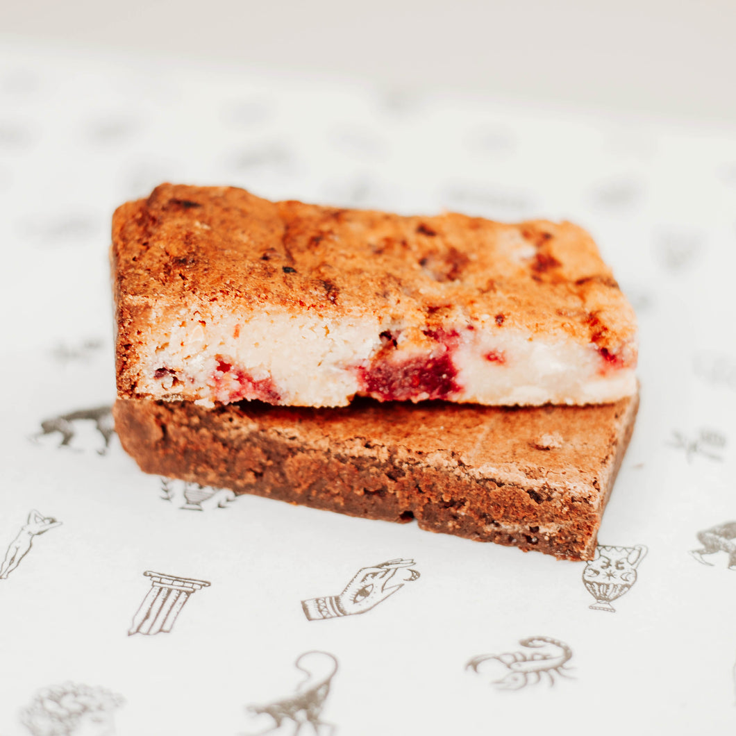Blondie met kokos en frambozen