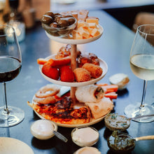 Afbeelding in Gallery-weergave laden, High Wine Bij Meneer Nilsson

