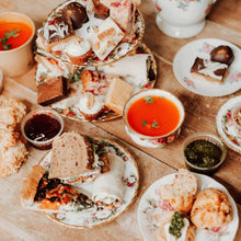 Afbeelding in Gallery-weergave laden, High Tea XL Thuis
